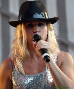 100827_15_show.jpg