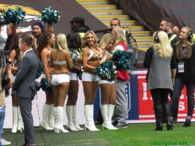 nfl_london_16_30.jpg